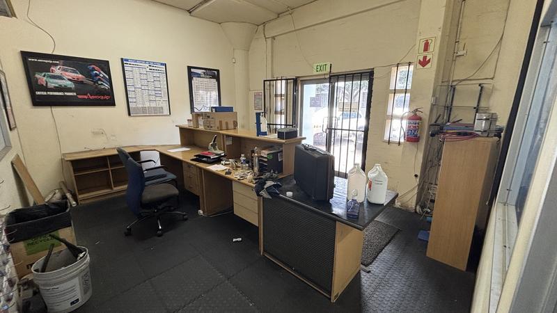 To Let commercial Property for Rent in Paarden Eiland Western Cape